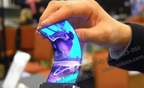 超级工厂”首次向媒体亮相，全球最牛的中国屏在这里